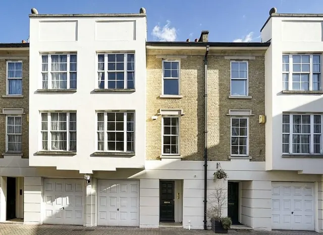 Balvaird Place, London, SW1V, photo 1