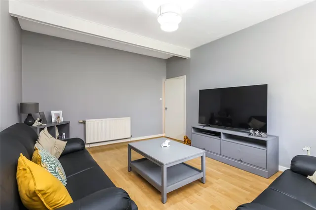 Ballindalloch Drive, Dennistoun, G31, photo 3