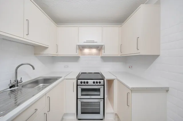 Carrington Way, Wincanton, BA9, photo 2