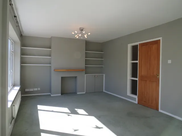 Victoria Road, Wilton, SP2, photo 2