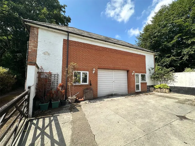Photo 2 — Bell Lane, Wilton, Salisbury, Wiltshire, SP2 0HY