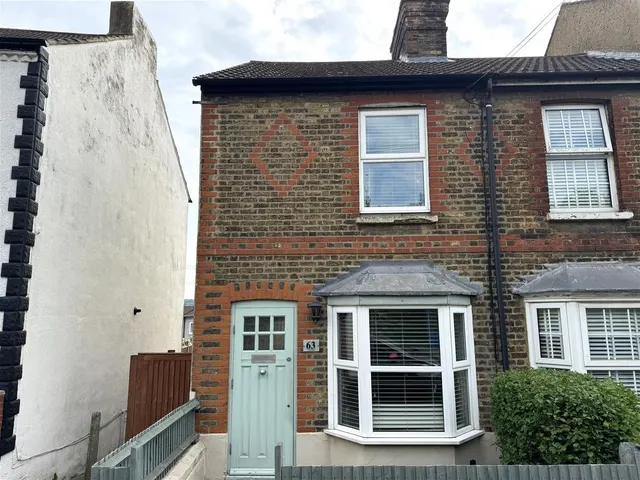 Kent Road, Halling ME2 1AR, photo 1