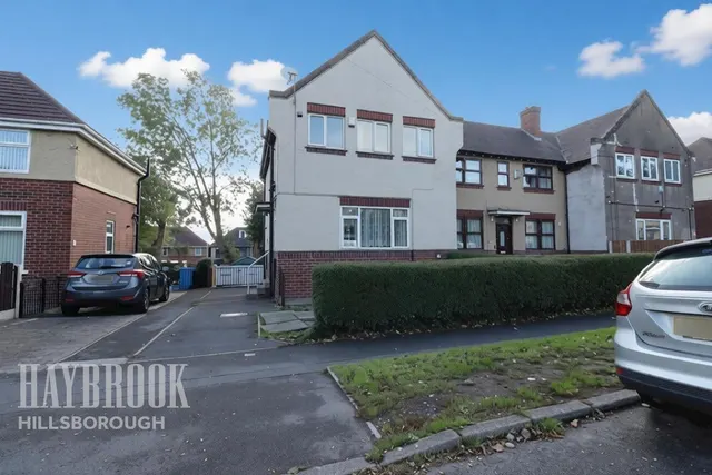 2 bedroom house, Crowder Avenue, Sheffield