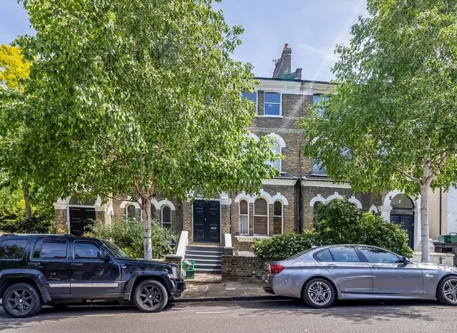 2 bedroom flat — Huddleston Road, Tufnell Park, N7