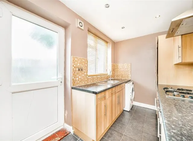 Castleton Road, Eltham, SE9, photo 3