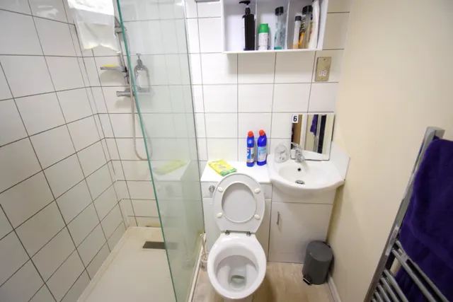 Clovelly Way, Bedford, MK40, photo 2
