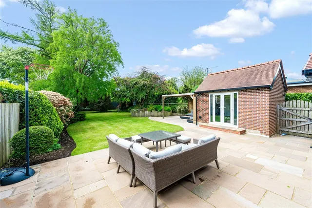 Spofforth Hill, Wetherby, photo 2