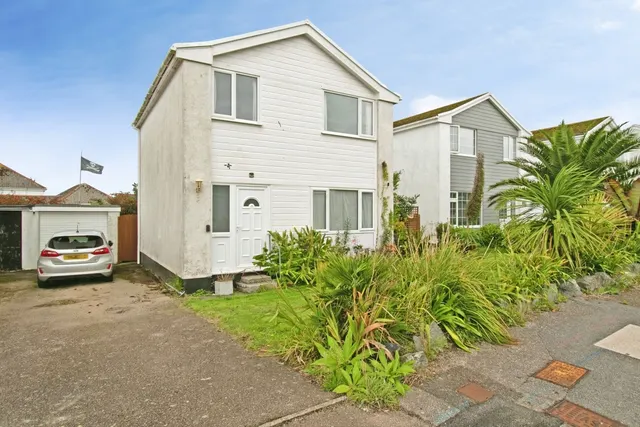 Trembel Road, Helston, TR12, photo 1