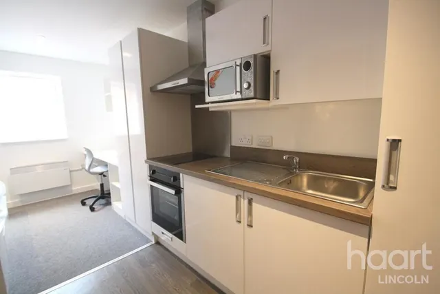 Fitzwilliam Place, High Street, LN5, photo 3