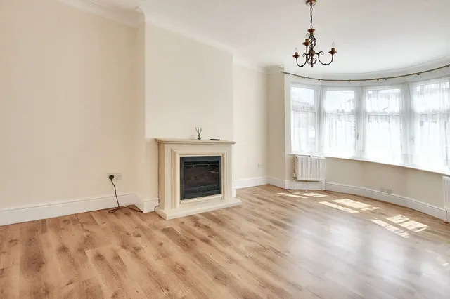 Photo 3 — Silver Lane, West Wickham, West Wickham, BR4 0SQ
