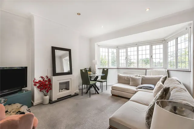 Craneford Way, Twickenham, TW2, photo 2