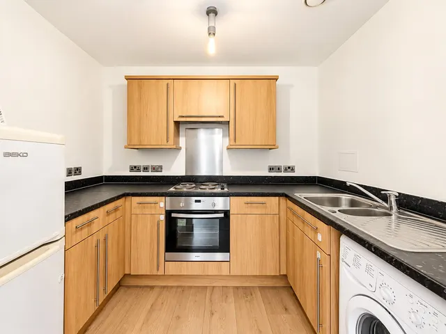 Charcot Road, Colindale, NW9, photo 2