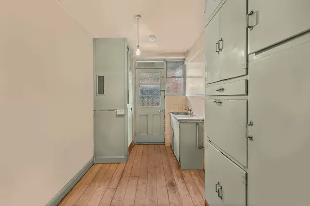 St. Leonards Road, London, SW14, photo 2