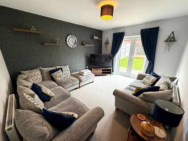 Mill Hill Road, Bingham, NG13, photo 2