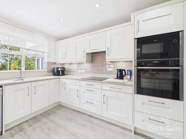 Photo 3 — Cadman Road, Bridlington, East Yorkshire, YO16