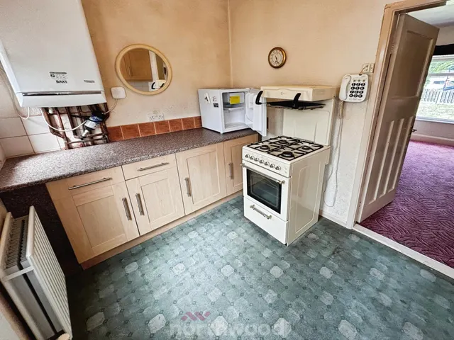 Old Epworth Road East, Hatfield, DN7, photo 2