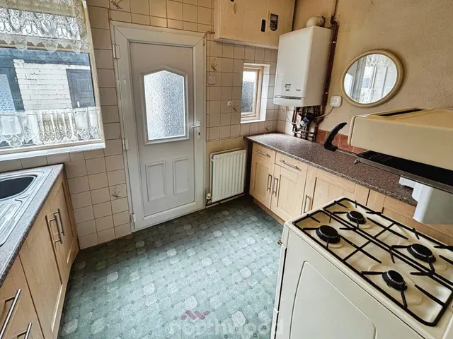 Old Epworth Road East, Hatfield, DN7, photo 3