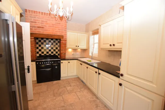 Photo 3 — Victoria Road, Colchester, CO3 3NU