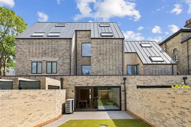 Photo 2 — 1A Fitzwilliam Road, Cambridge, Cambridgeshire, CB2 8BN