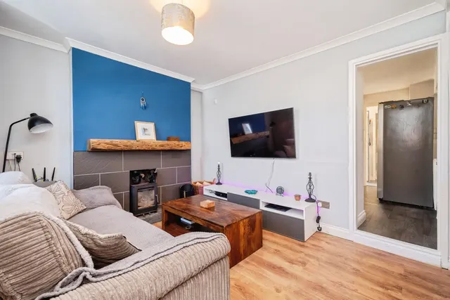 Gew Terrace, Redruth, TR15, photo 3