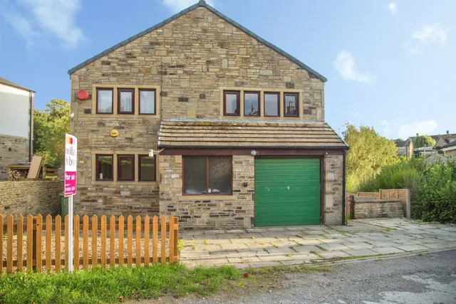 Wood Farm Lane, Brockholes, HD9, photo 1