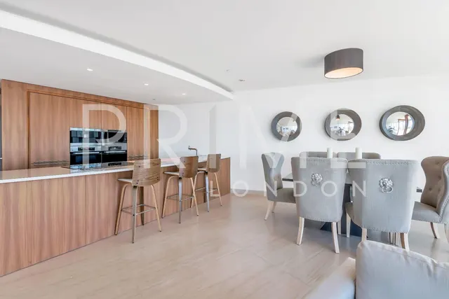 The Tower, One St George Wharf, SW8, photo 3