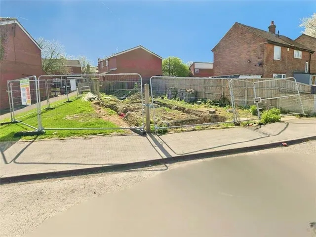 Aire Street, Knottingley, Pontefract, WF11, photo 1