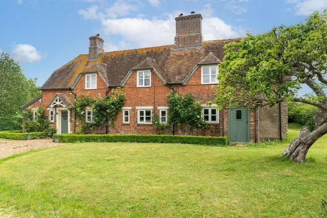 Photo 2 — Hinton Parva, Wimborne, Dorset, BH21 4JG