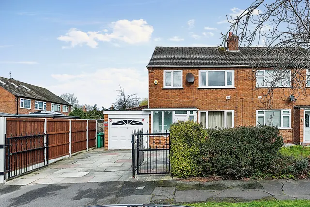 Munro Avenue, Manchester, photo 1