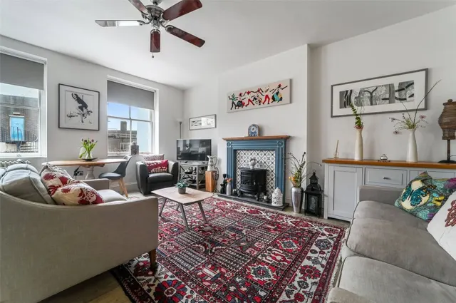 with 2 bedrooms in Saffron Walden, CB10, photo 3
