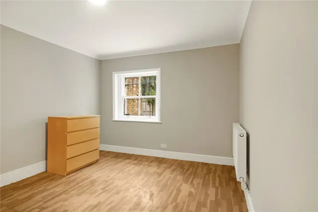 Photo 3 — Brondesbury Road, Kilburn, London, NW6