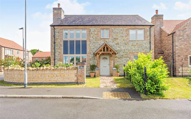 Saint Germains Way, Scothern, Lincoln, Lincolnshire, LN2 2GG, photo 1