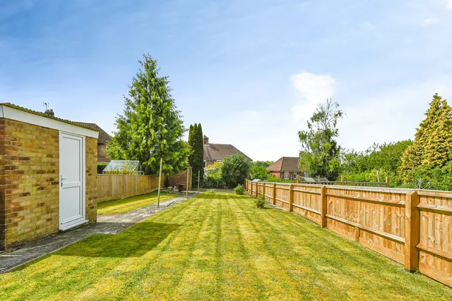 Cherry Orchard, Marlborough, SN8, photo 3