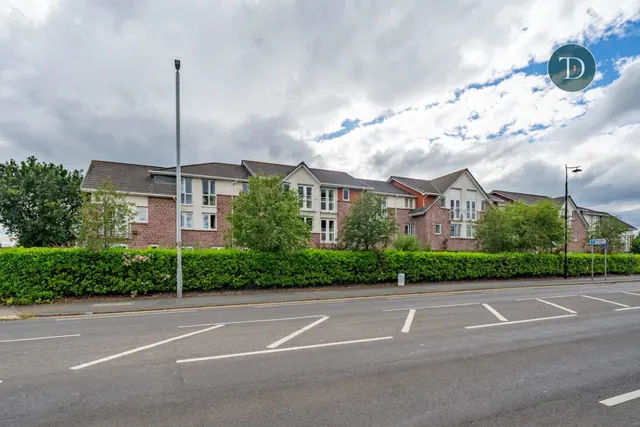 Chester Road, Little Sutton, CH66 3SR, photo 1