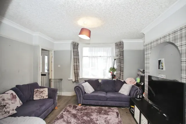 Photo 2 — Wycliffe Grove, Coventry, West Midlands, CV2