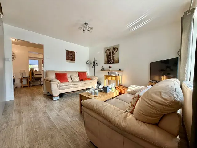 Larkspur Drive, Evesham, WR11, photo 2