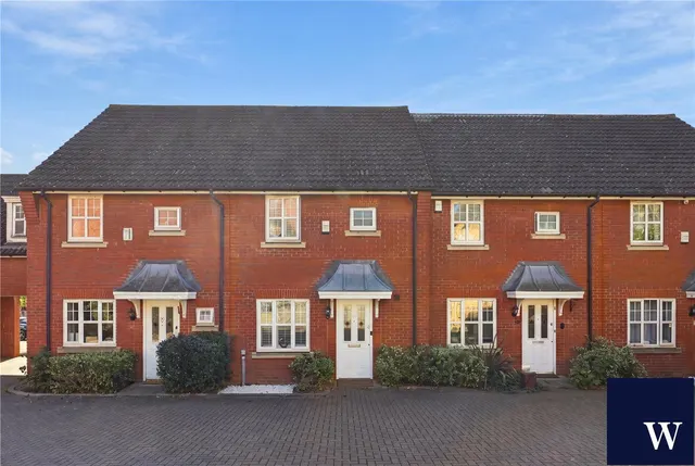 Honiton Gardens, Mill Hill East, NW7, photo 1