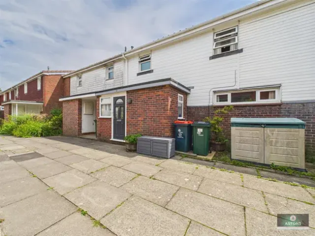 Terry Road, Crawley
