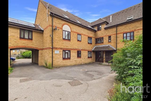 Chestnut Drive, Soham, CB7, photo 1