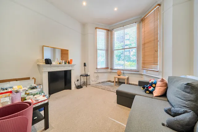 Photo 2 — 80b Edith Grove, London
