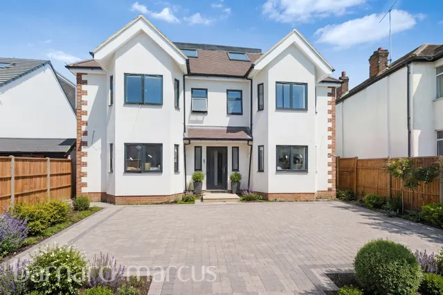 Photo 2 — Kingston Road, Epsom