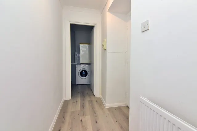 London Road, Kingston Upon Thames, KT2, photo 3