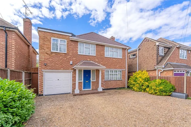 Ripley Road, Hampton, TW12 2JH, photo 1