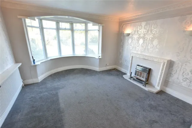 The Avenue, Alwoodley, LS17, photo 2