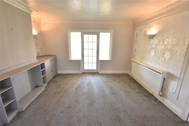 The Avenue, Alwoodley, LS17, photo 3