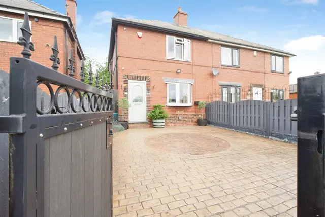 Chapel Lane, Barnsley, photo 1