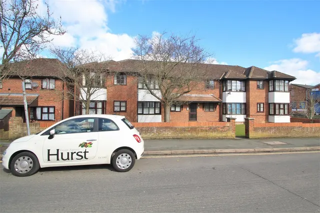 Eaton Avenue, High Wycombe, HP12, photo 1