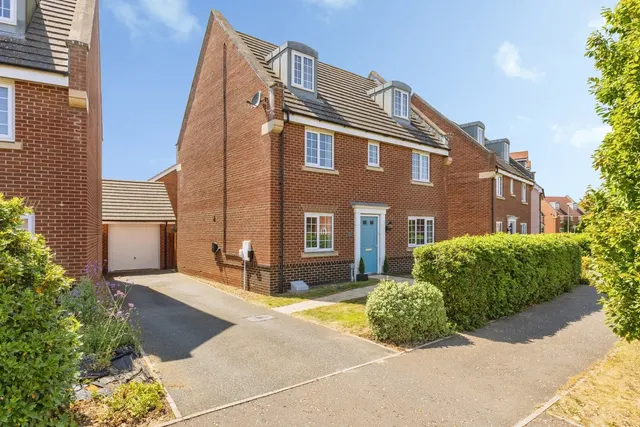 Goldfinch Drive, Attleborough, Norfolk, NR17, photo 1