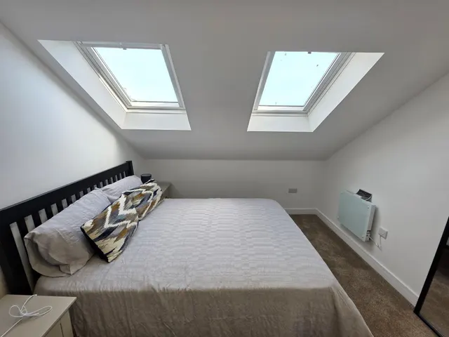 Crwys Road, Cardiff, CF24, photo 2