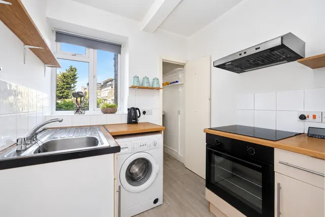 Kingsway, Hove, BN3, photo 3